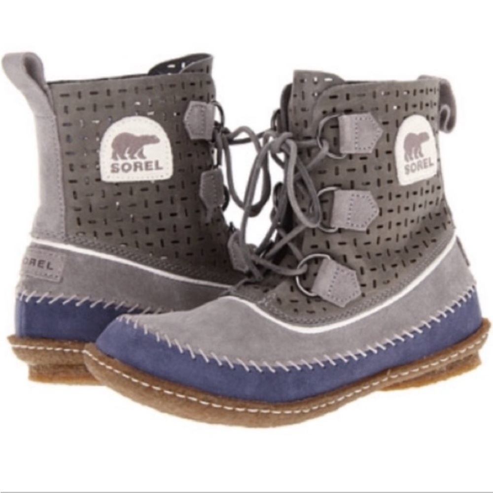 SOREL Joplin Perfed Leather Stitch Duck Boot Steel Gray
Blue Lace up boot Sz 7/8